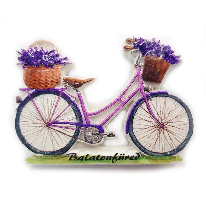 Hűtőmágnes nagy poliszton ( Lila bicikli, levendulás kosarak, Balatonfüred felirat )