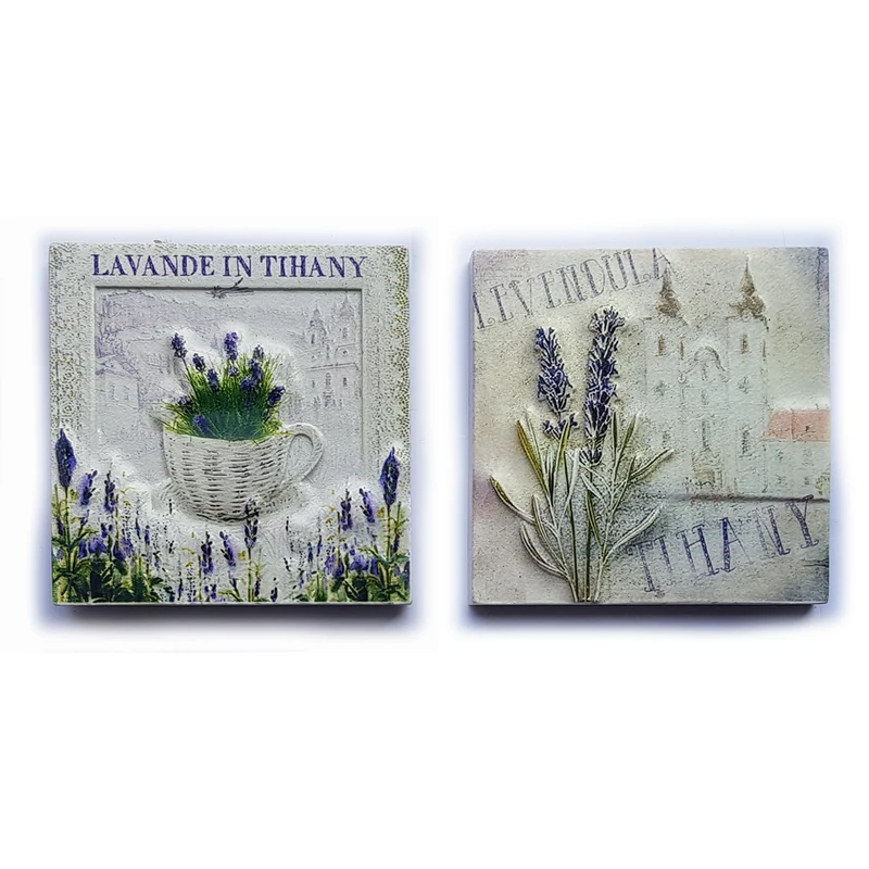 Hűtőmágnes nagy poliszton ( 2 féle, fonott csésze, Lanande in Tihany; 2 szál levendula, Tihanyi Apátság )